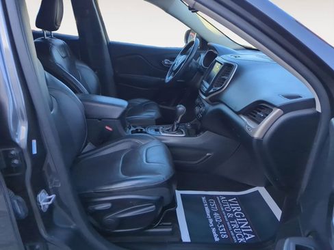 Used 2015 Jeep Cherokee Limited w/ Luxury Group image 15