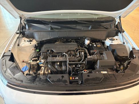 Used 2025 Hyundai Kona SEL image 32