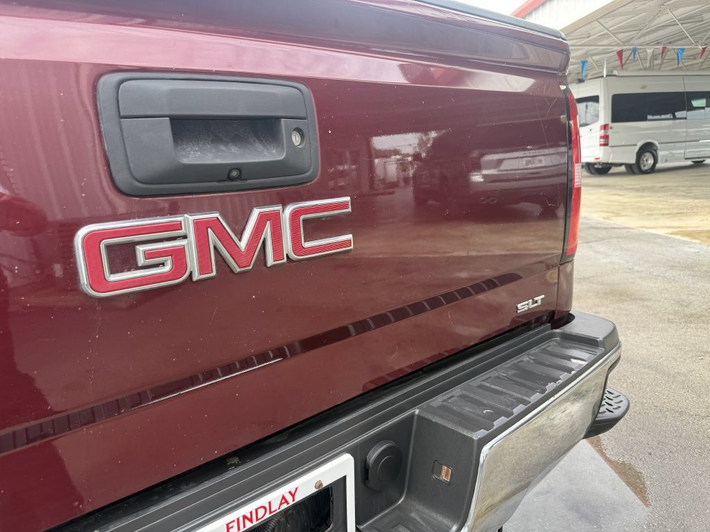 Used 2017 GMC Sierra 2500 SLT AWD/4WD image 9