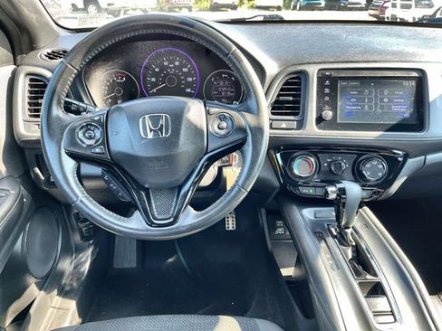 Used 2019 Honda HR-V Sport image 13