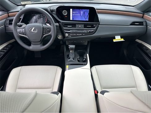 New 2025 Lexus ES 350 w/ Premium Package image 8