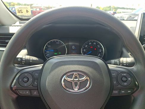 Certified 2021 Toyota RAV4 XLE w/ Convenience Package AWD/4WD image 20