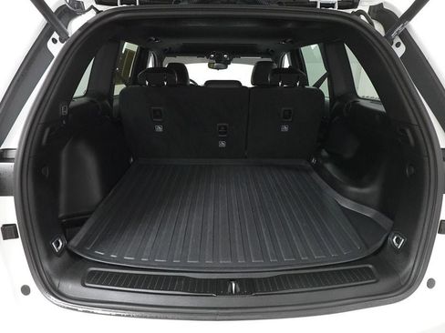 Used 2022 Jeep Grand Cherokee Altitude image 27