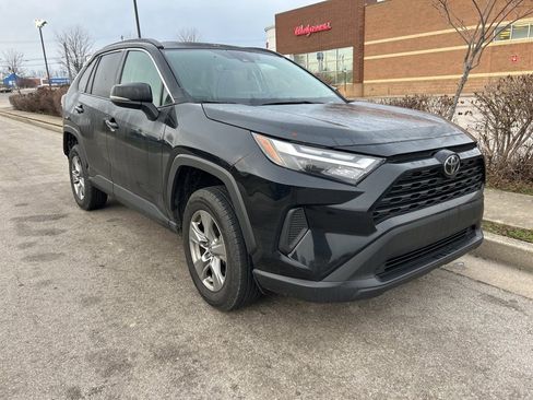 Used 2023 Toyota RAV4 XLE image 2