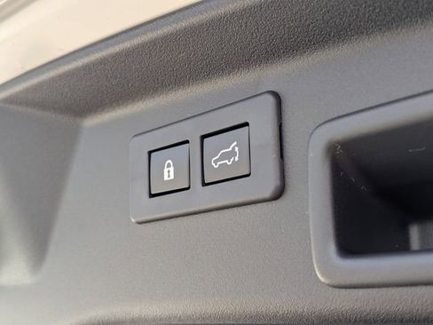 New 2026 Subaru Outback Touring AWD/4WD image 34