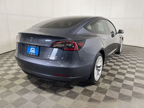 Used 2022 Tesla Model 3 Long Range image 7