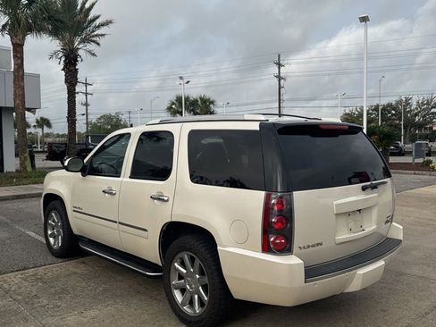 Used 2013 GMC Yukon Denali image 7