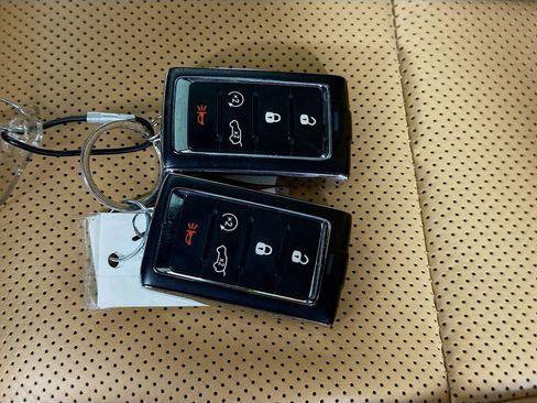 Used 2022 Jeep Grand Cherokee Summit image 35