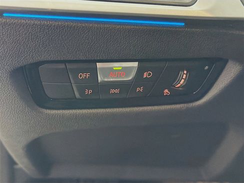 Used 2023 BMW i4 eDrive35 w/ Premium Package image 11