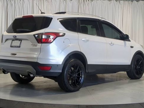 Used 2017 Ford Escape Titanium w/ Equipment Group 301A AWD/4WD image 8