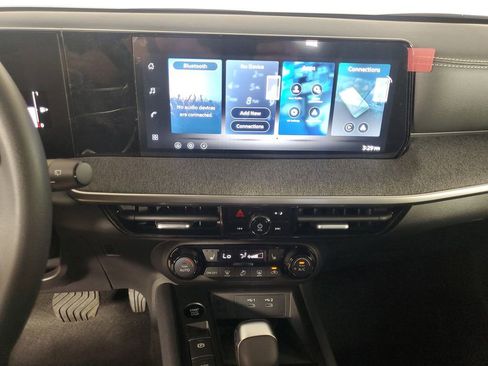 New 2026 Nissan Kicks SV w/ SV Premium Package image 16