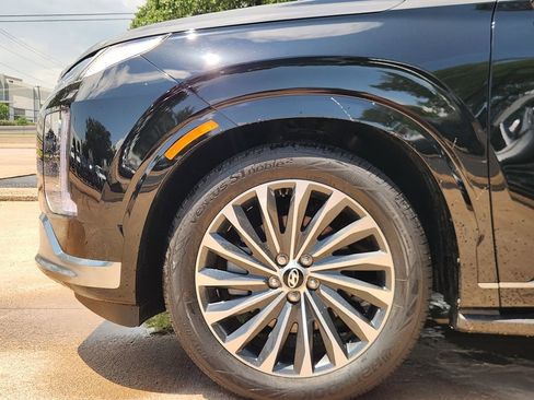 Used 2025 Hyundai Palisade Calligraphy FWD image 10