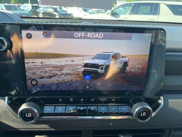 New 2026 Chevrolet Colorado Trail Boss AWD/4WD image 35