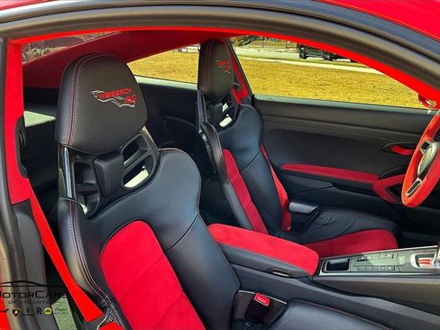Used 2018 Porsche 911 GT2 RS image 9