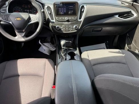 Used 2023 Chevrolet Malibu LT FWD image 12