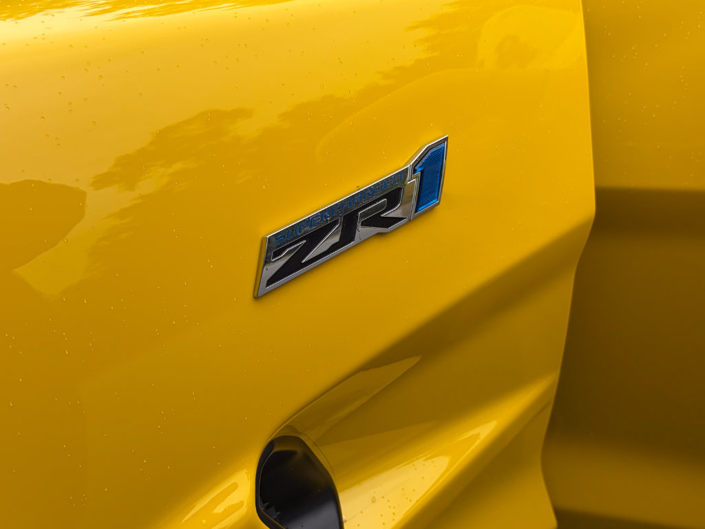 Used 2010 Chevrolet Corvette ZR1 w/ Preferred Equipment Group RWD image 60