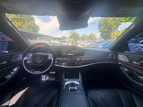 Used 2016 Mercedes-Benz S 550 4MATIC Sedan image 17