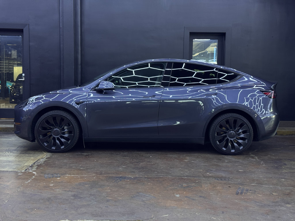 Used 2023 Tesla Model Y Long Range AWD/4WD image 8
