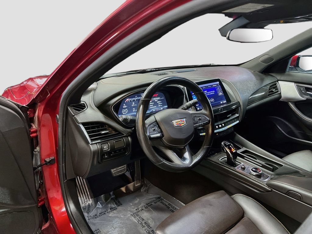 Used 2023 Cadillac CT5 V w/ Premium Package RWD image 9