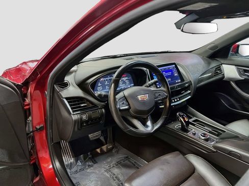 Used 2023 Cadillac CT5 V w/ Premium Package RWD image 9