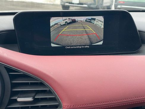 Used 2020 MAZDA MAZDA3 Hatchback w/ Premium Package image 20