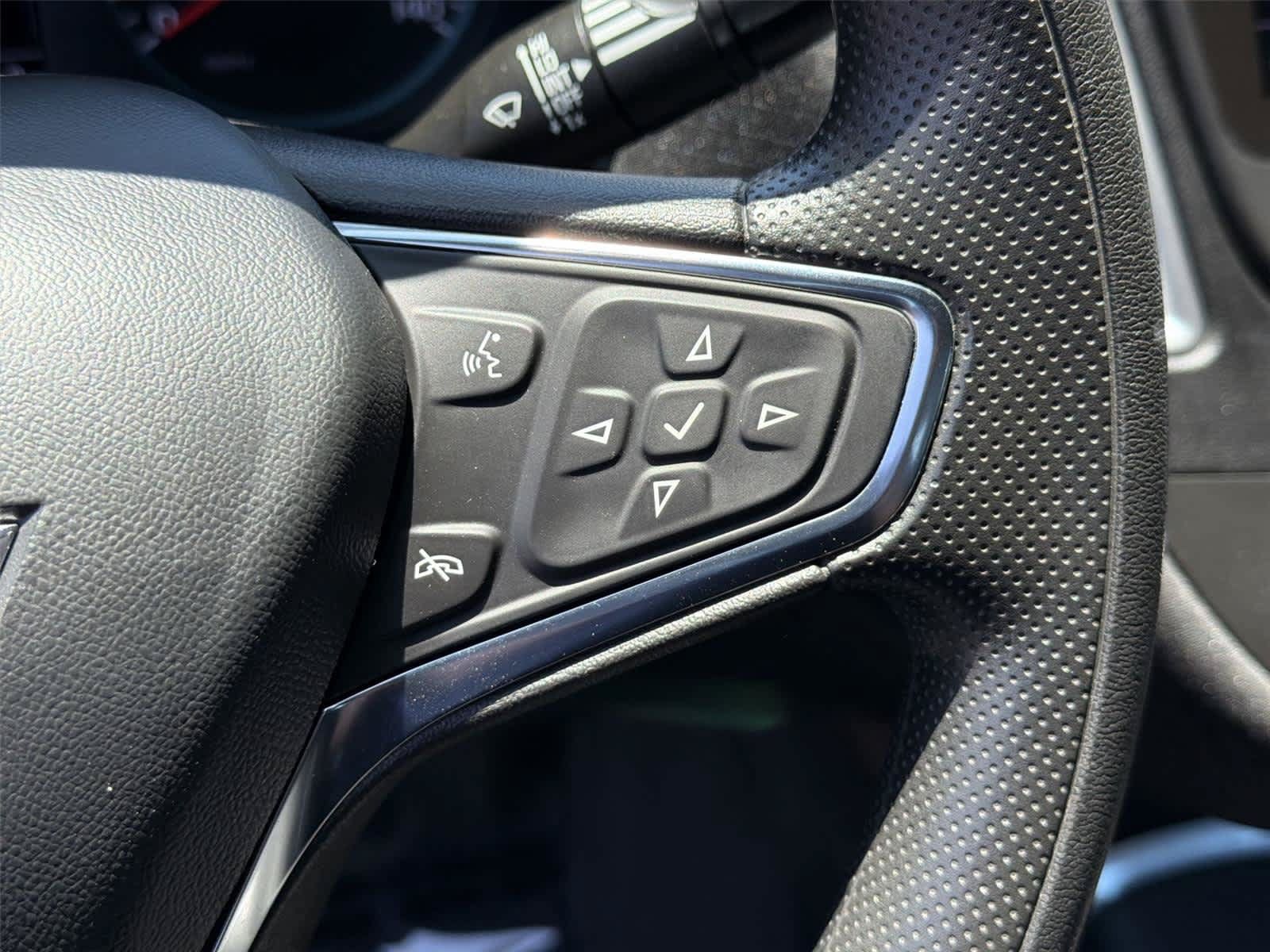 Used 2024 Chevrolet Malibu LT FWD image 24