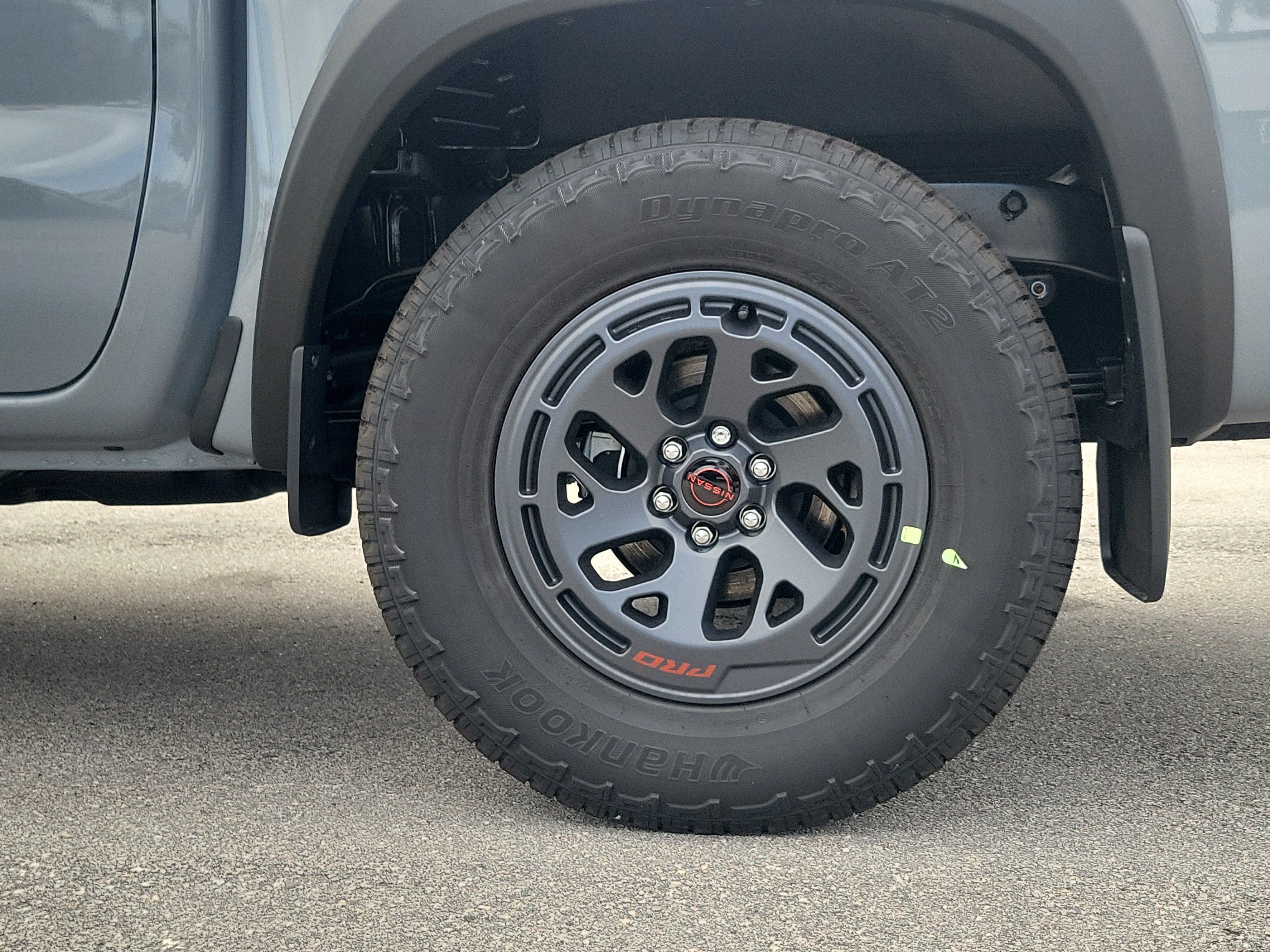 New 2027 Nissan Frontier PRO-4X w/ Pro Convenience Package RWD image 7
