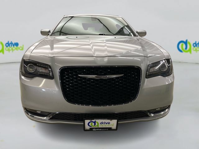 Used 2020 Chrysler 300 S AWD/4WD image 15