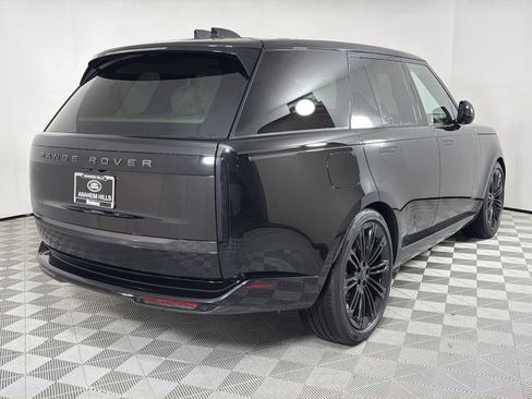 New 2026 Land Rover Range Rover SE image 5