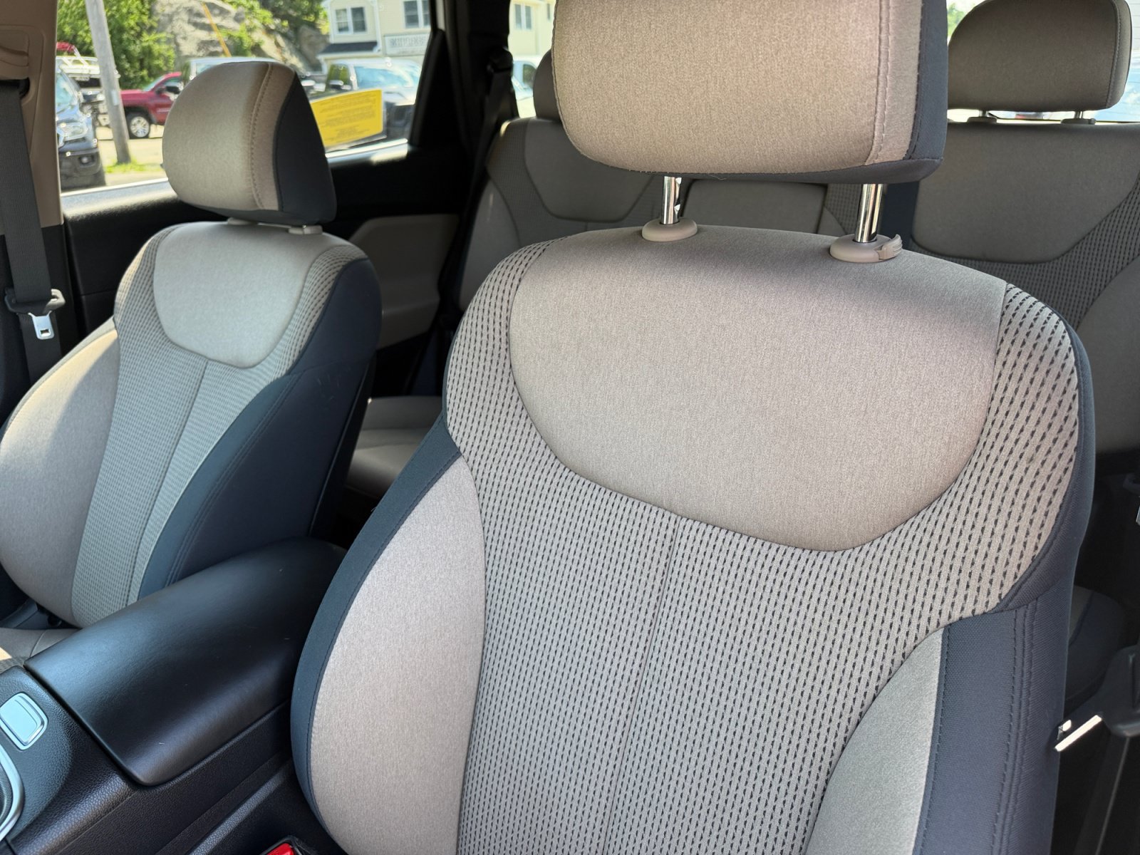 Used 2023 Hyundai Santa Fe SEL w/ Cargo Package AWD/4WD image 18