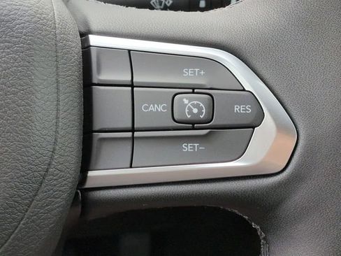 New 2026 Jeep Compass Latitude AWD/4WD image 24
