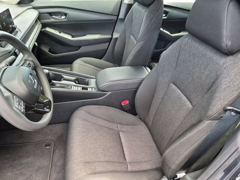 Used 2025 Honda Accord LX image 24