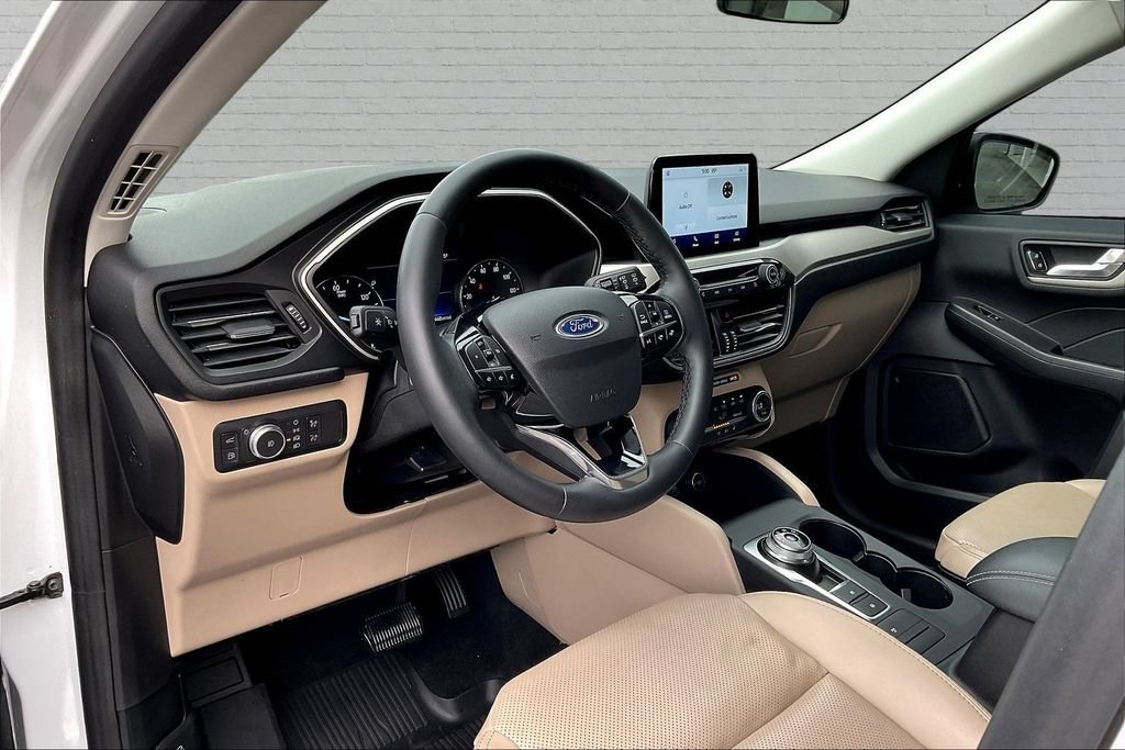 Used 2021 Ford Escape SEL AWD/4WD image 17
