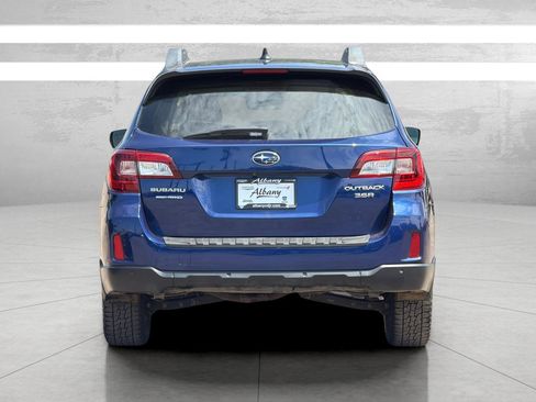 Used 2017 Subaru Outback 3.6R Limited AWD/4WD image 7