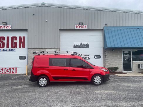 Used 2022 Ford Transit Connect XL image 27