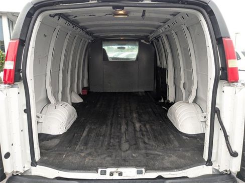 Used 2012 GMC Savana 2500 Extended w/ Power Package image 13