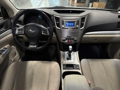 Used 2014 Subaru Outback 2.5i Premium image 9