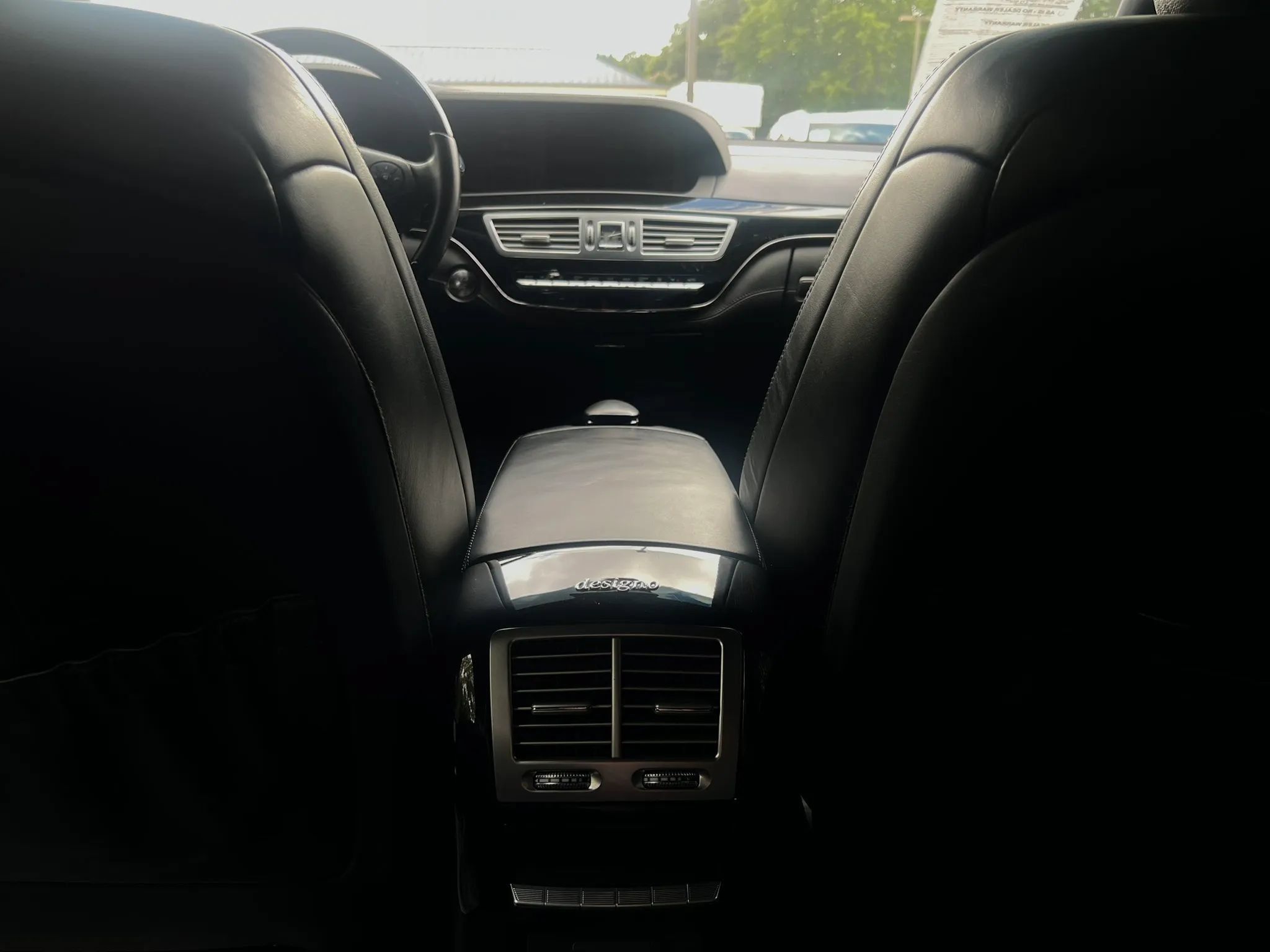 Used 2012 Mercedes-Benz S 63 AMG image 32