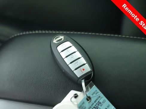 Used 2023 Nissan Murano SL AWD/4WD image 3