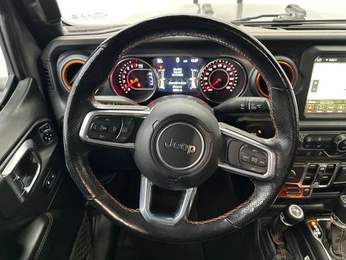 Used 2021 Jeep Gladiator Mojave AWD/4WD image 23