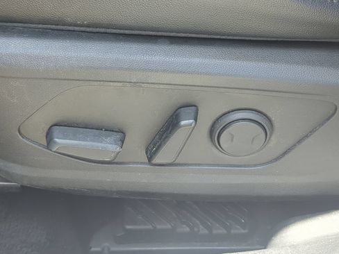 Used 2024 Hyundai Tucson Limited FWD image 17