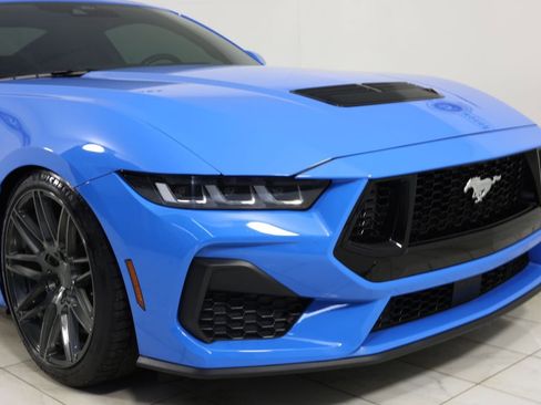 Used 2024 Ford Mustang GT RWD image 37
