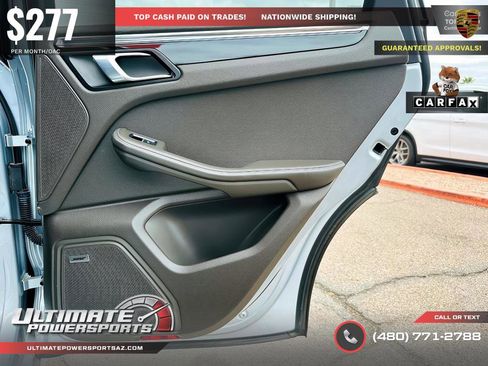 Used 2015 Porsche Macan S AWD/4WD image 33