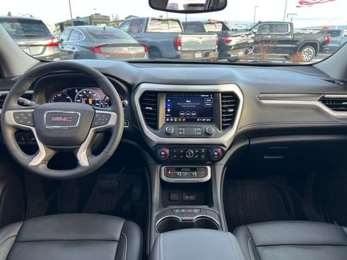Certified 2023 GMC Acadia SLT w/ Elevation Edition image 9