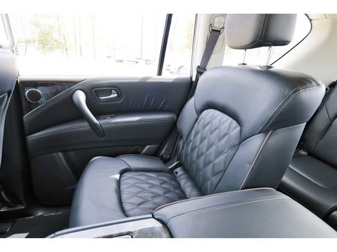 Used 2024 Nissan Armada Platinum w/ Captain's Chairs Package image 9