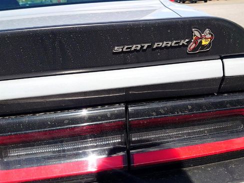 Used 2022 Dodge Challenger R/T Scat Pack image 8