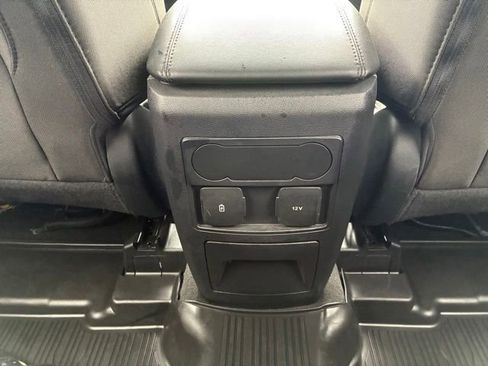 Certified 2023 Ford Explorer XLT AWD/4WD image 14