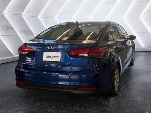 Used 2017 Kia Forte LX image 4