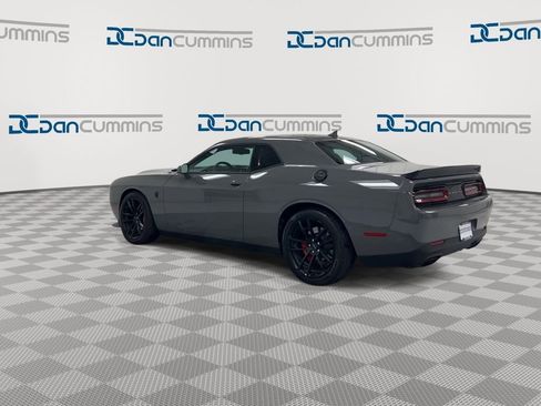 Used 2023 Dodge Challenger SRT Hellcat w/ Driver Convenience Group image 6