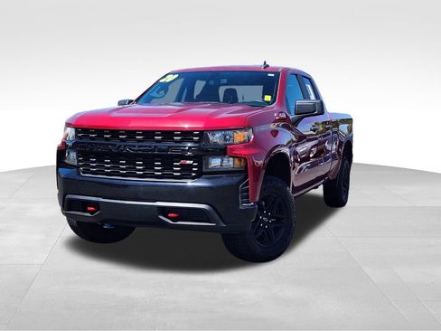 Used 2020 Chevrolet Silverado 1500 Custom Trail Boss w/ Custom Convenience Package AWD/4WD image 3